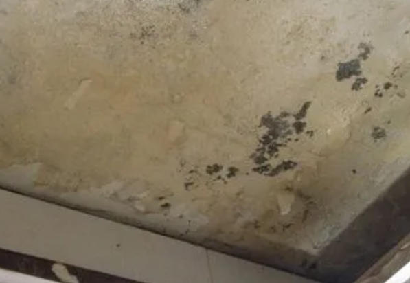 瓜州阳台漏水维修公司分享下瓜州卫生间渗水维修需要注意哪些问题。